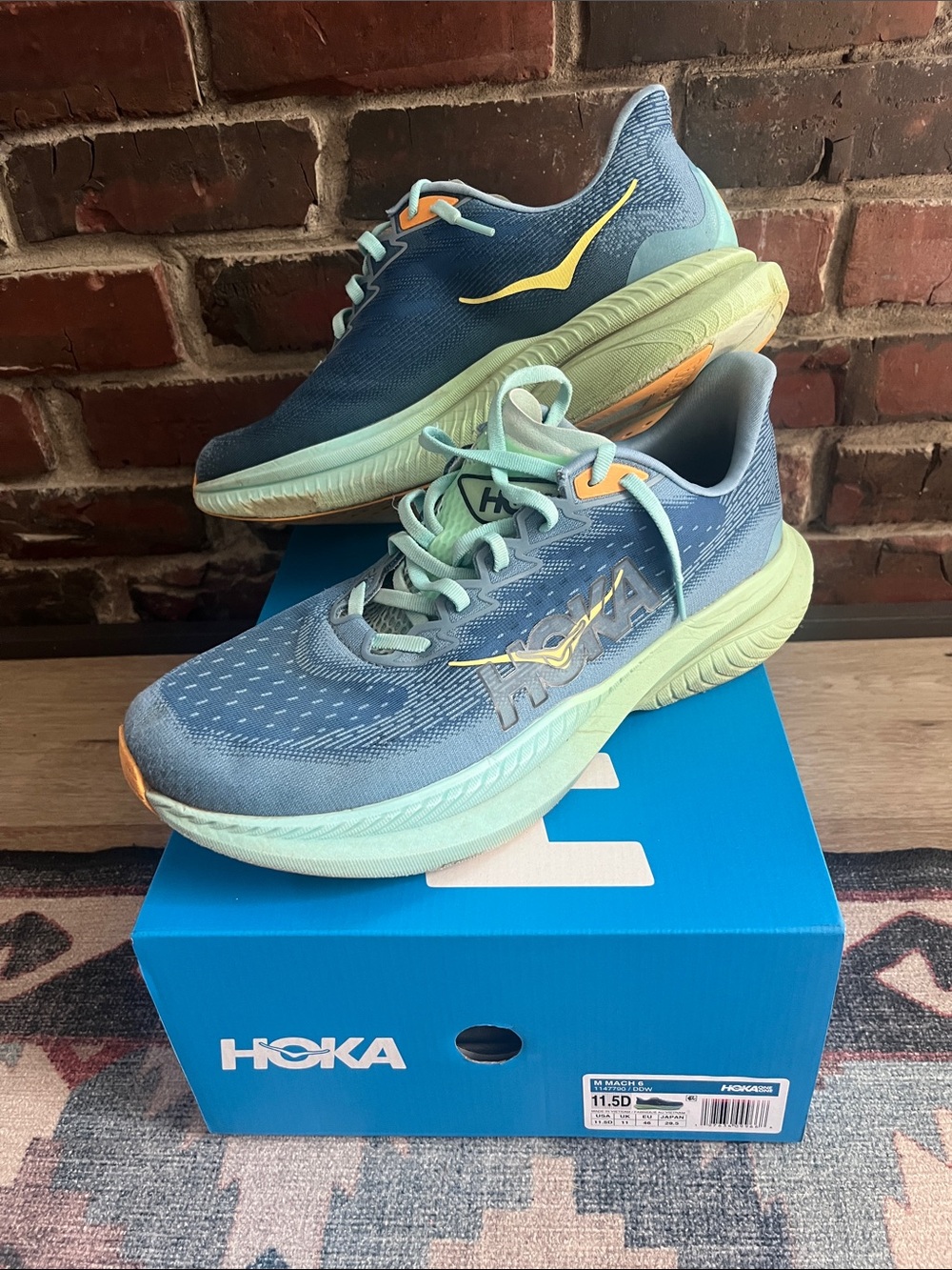Hoka Mach 6 (M 11.5)
